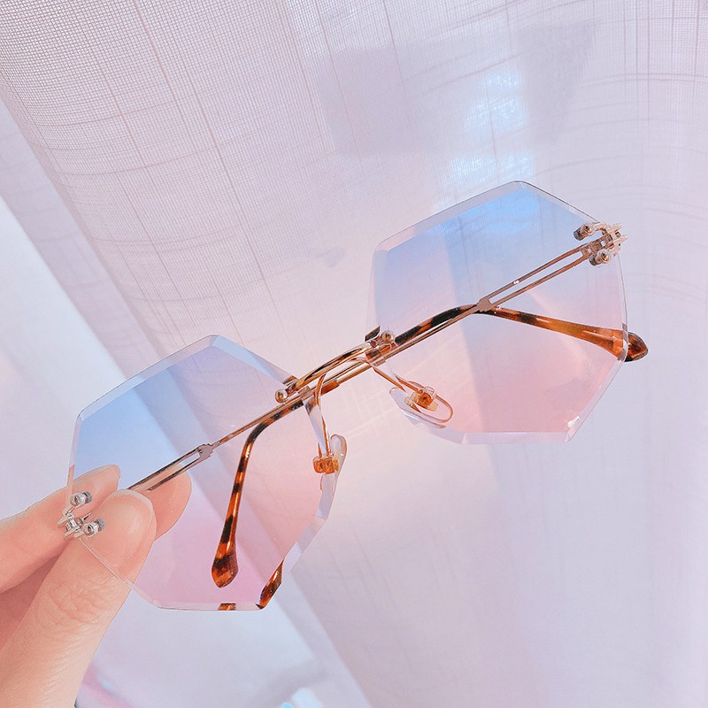 Luna 여자 틴트 패션 미러 골프 운전 투명 선글라스 명품스타일 썬글라스