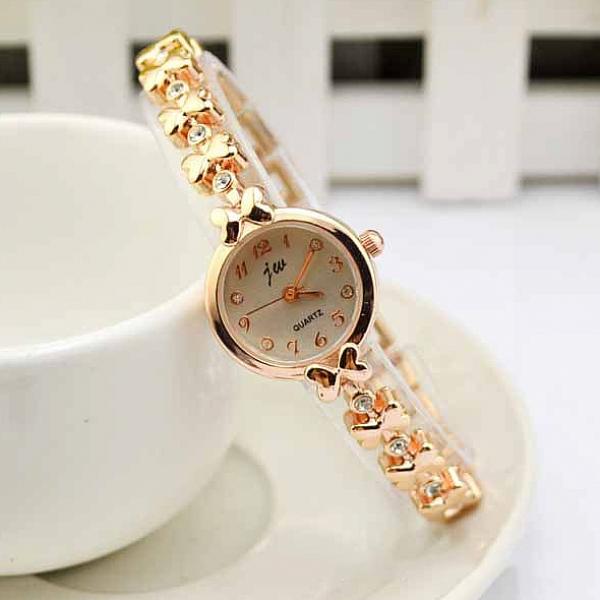 노멜마켓 해외 나비 다이아몬드 큐빅 패션 시계 팔찌 DG 여성팔찌형시계 