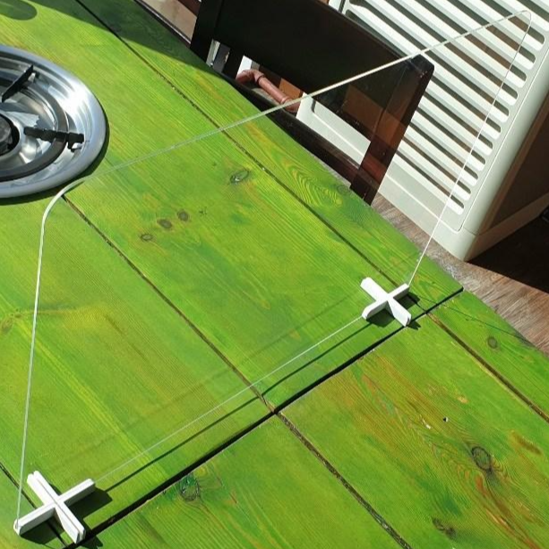 테이블 아크릴 칸막이( 600x450 두께 3T ) 식당용칸막이 투명아크릴 아크릴가림막, 투명 실리콘 미끄럼방지발판